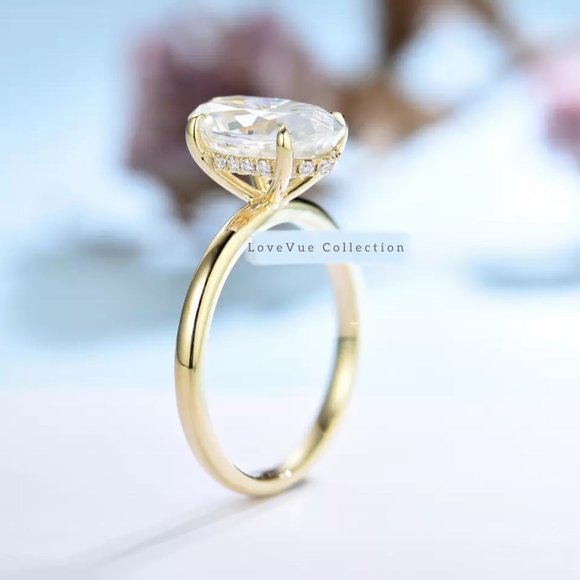 Certified 3ct. t.w. Oval Diamond in 10k Yellow Gold Crushed Ice Cut Wedding Ring - Picture 6 of 15